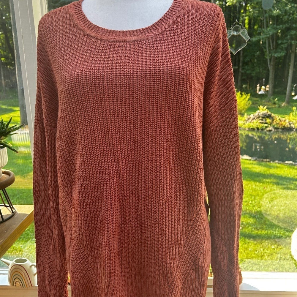 Lucky Brand Rust Cable Knit Sweater Grommet‎ Detail with Tie On Back